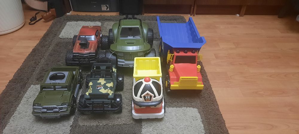 Продам игрушки в отличном состоянии