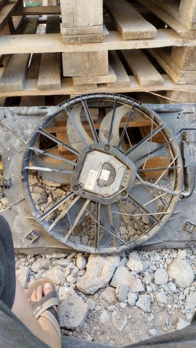 Продам радиатор хороший