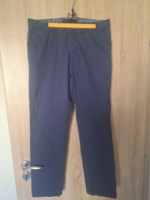 Продавам 2 бр.  мъжки ризи и 1 бр.   мъжки панталон