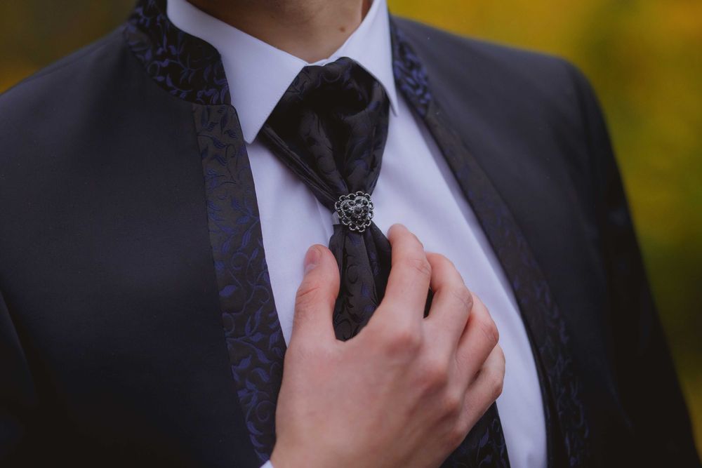 De Vanzare Costum Ceremonie Maxximus 1607