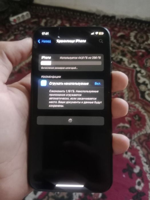 iphone x sotiladi 256 xotira ekran azgina singan biln maydi