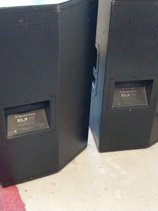 Vând dynacord 600-2 cu 2 boxe ev elx112 nr de telefon