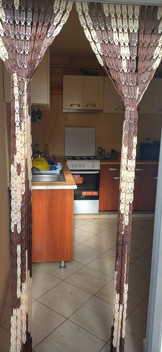 Vând casa mobilată utilata