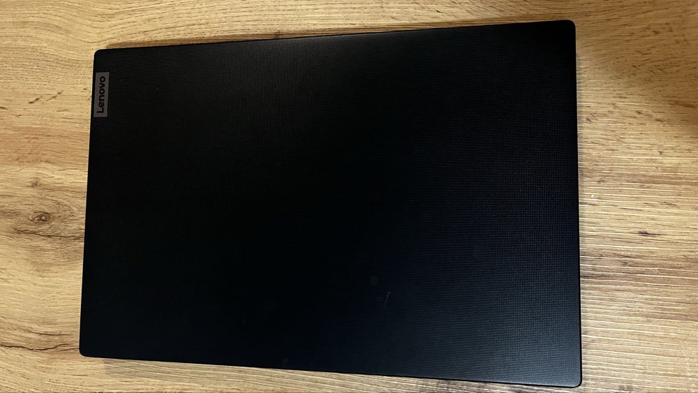 Laptop lenovo V14 G2 ALC, ryzen 7, 16 GB RAM