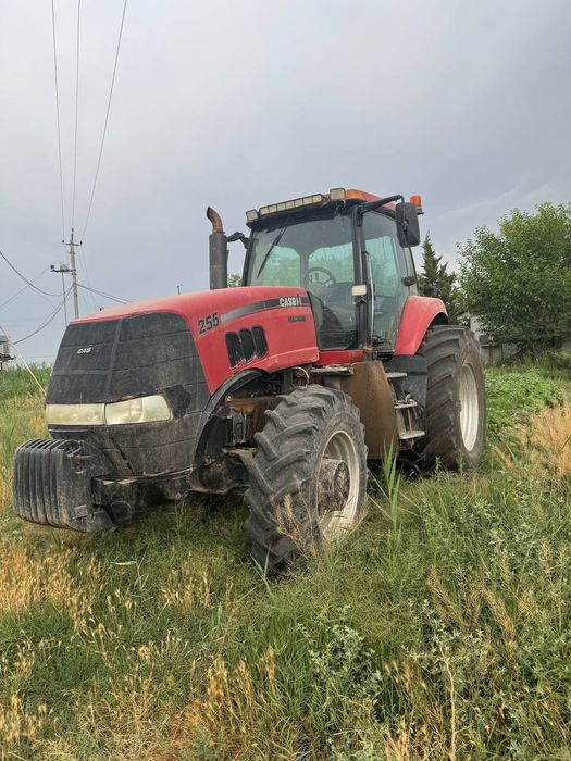 Case 255 aqula plugi va lazeri bilan