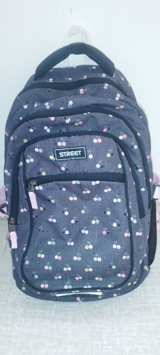 Раница 25лв за момиче