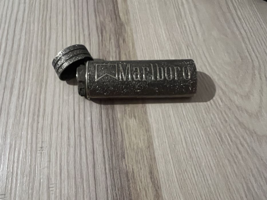 Колекционерска метална запалка Marlboro – за колекция