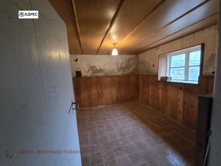 Продава се Къща в с. Коиловци, Област Плевен - 280 кв.м за 219 €/кв.м - Снимка #7