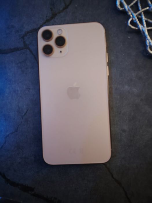 Iphone 11 pro preț 750