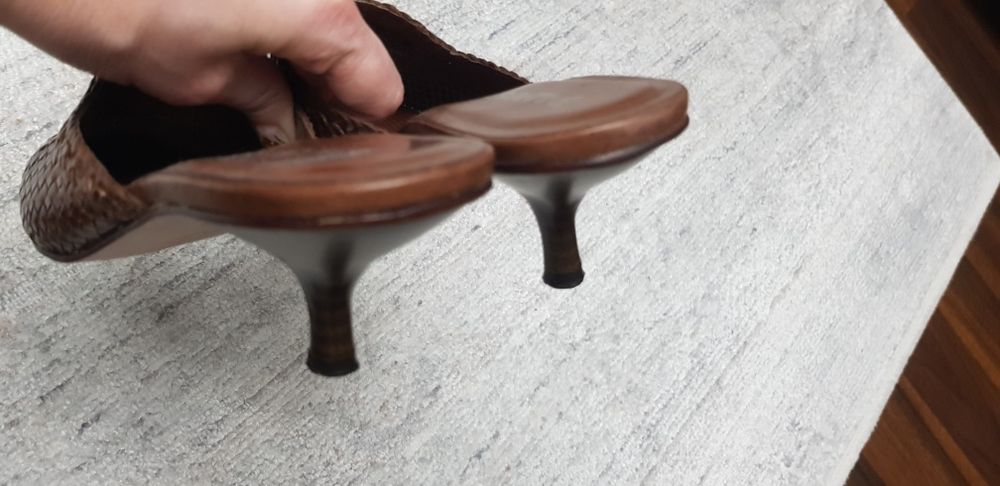 Balmain                    .