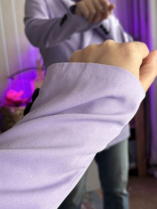 Пиджак сиреневый