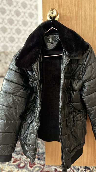 Продам мужские куртки