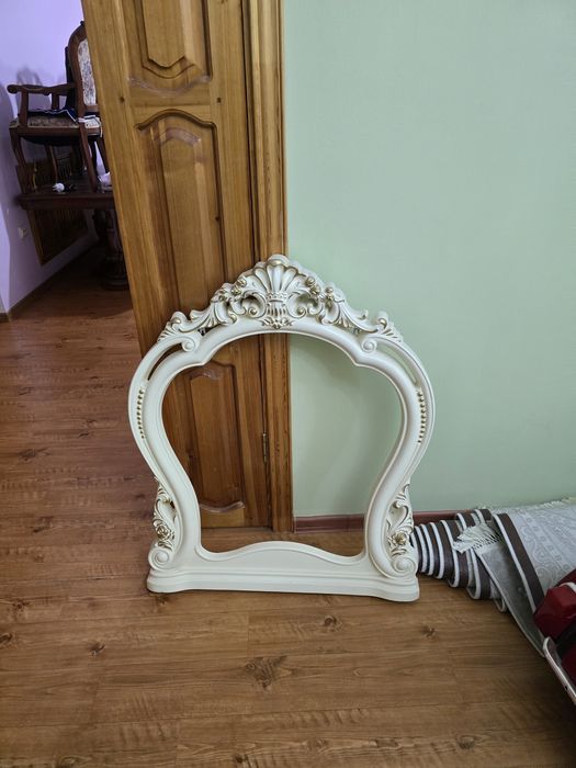 Продам комплект мебели