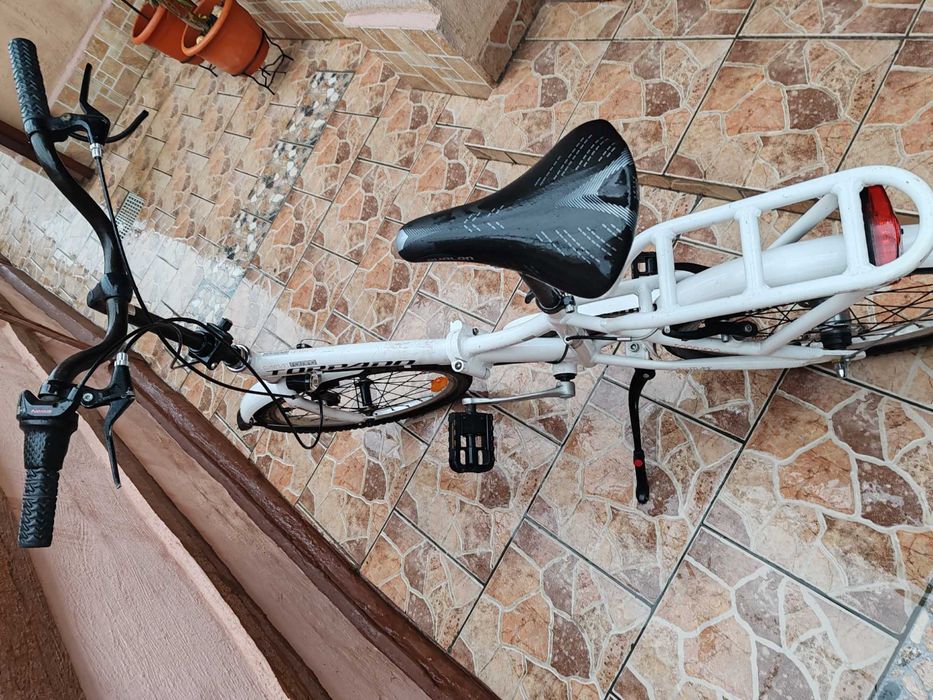 Bicicletă copii alba ,