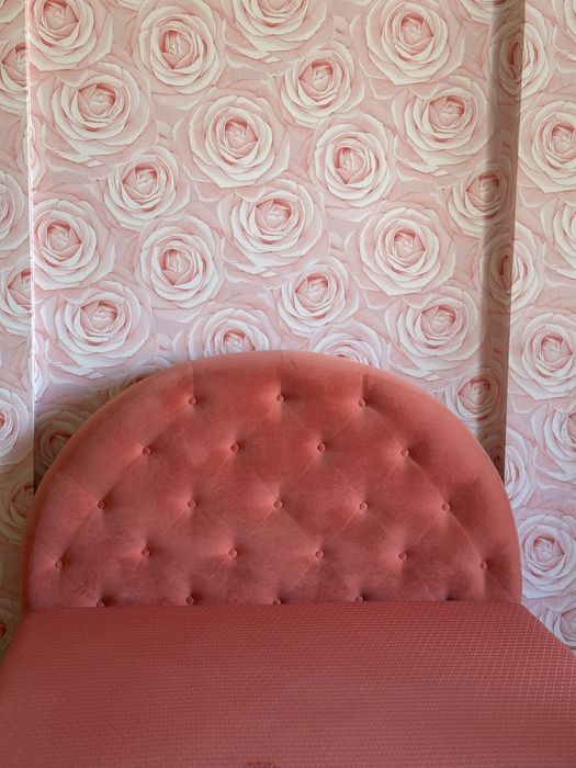 Дизайнерская кровать.