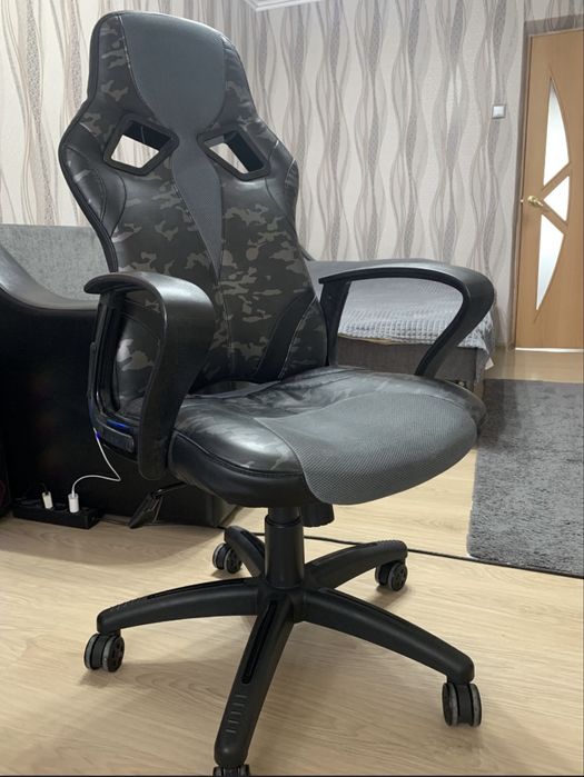 Кресло игровое.