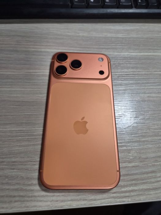Iphone 17 pro max 256 gb orange naxtga srochna aybi yo umuman 100%