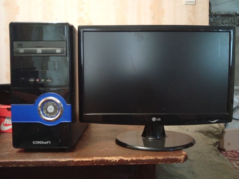 Продам монитор марки LG