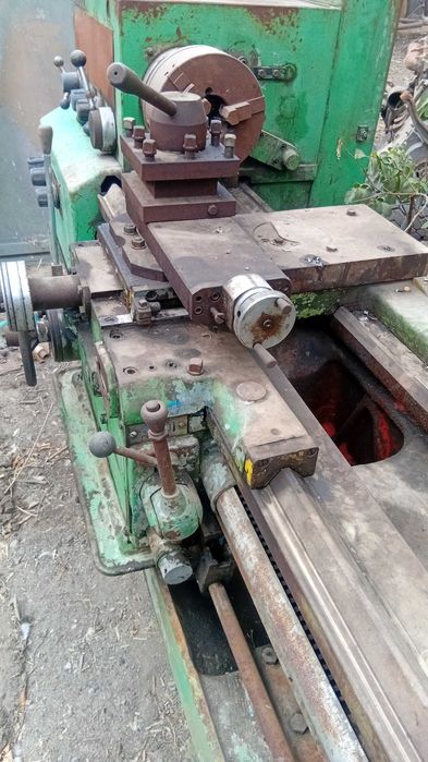 Токарный стонок 16К20