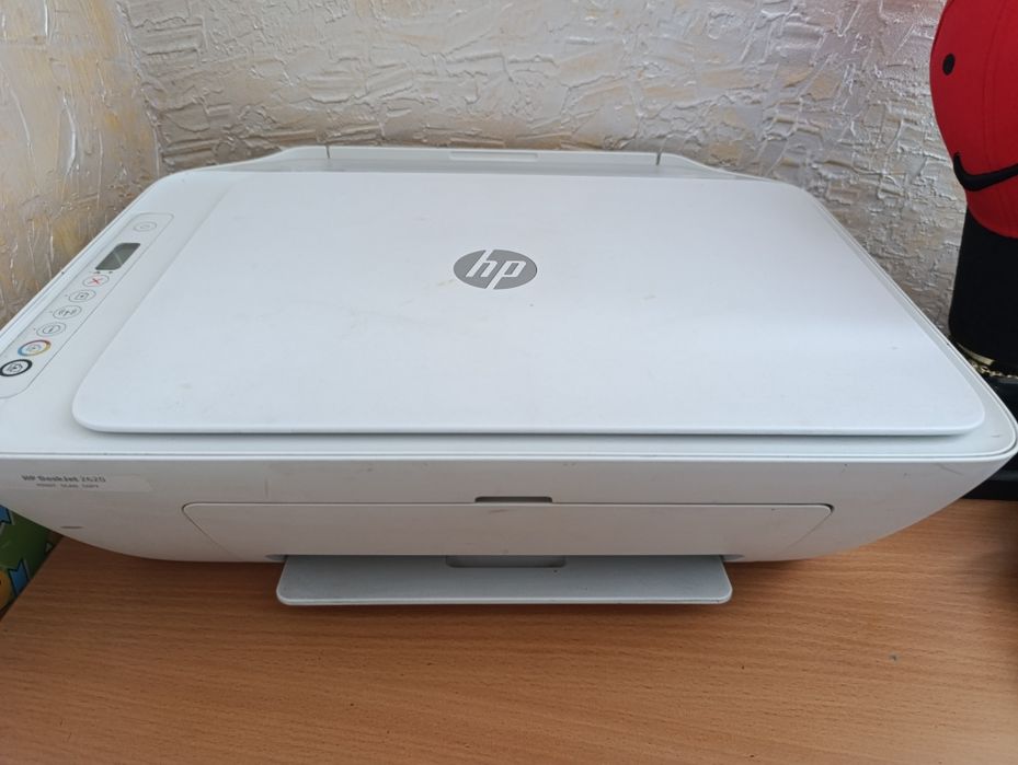 Продам принтер МФУ HP DeskJet 2320
