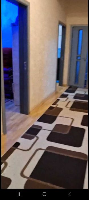 Продается 3/5/8 на улице Иззат жк "Азия Хаус" 76 кв