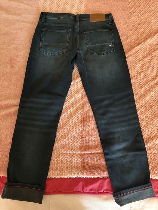 Pantaloni blugi Tommy, slim fit 32 42 Noi