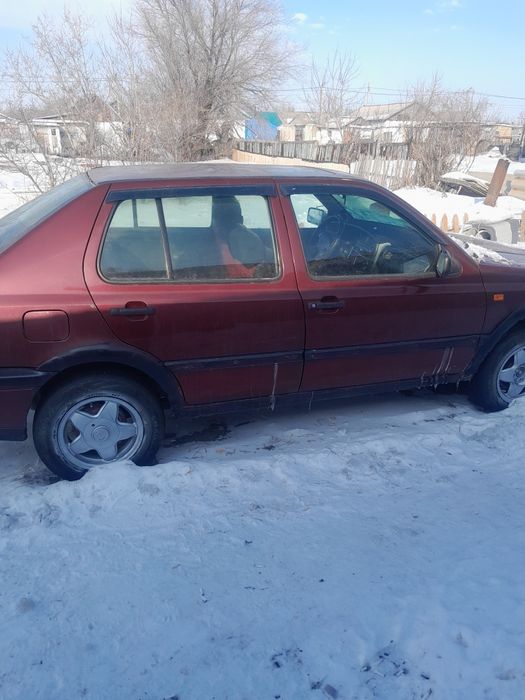 Машина венто 1993 года