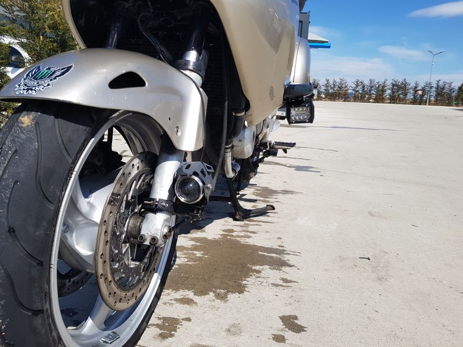 Schimb honda daunvile nt 650 v cu burgman 650  sau 400