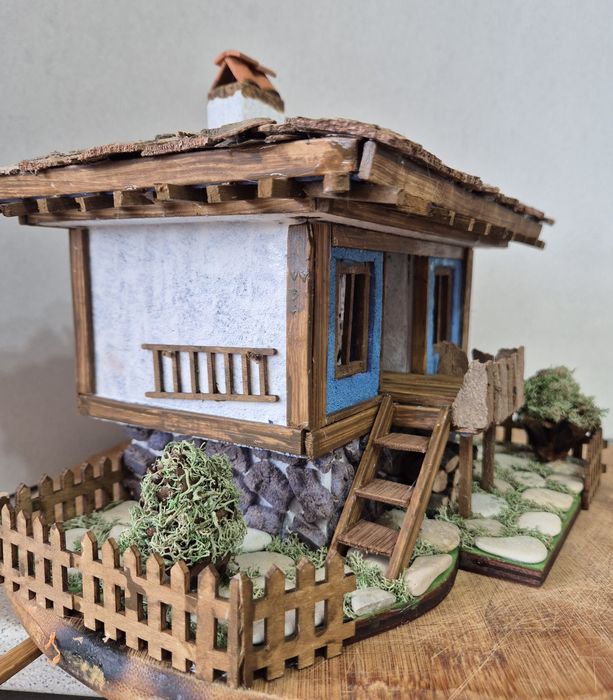 Миниатюра на етно къща