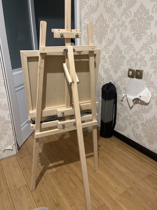 Мольберт для риссование