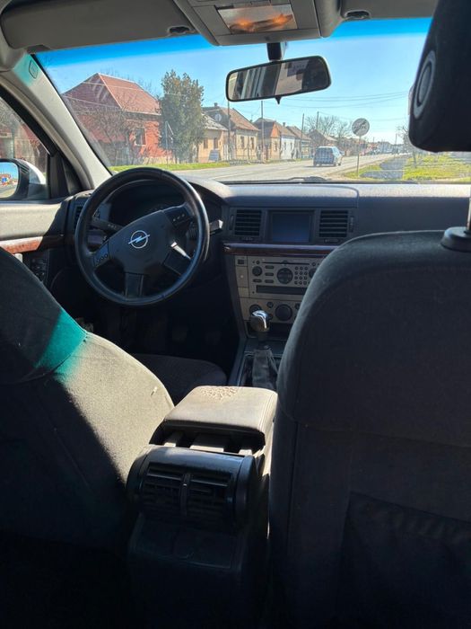 Vind opel vectra stare buna