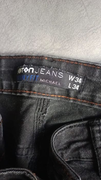 Джинсы, брюки продам