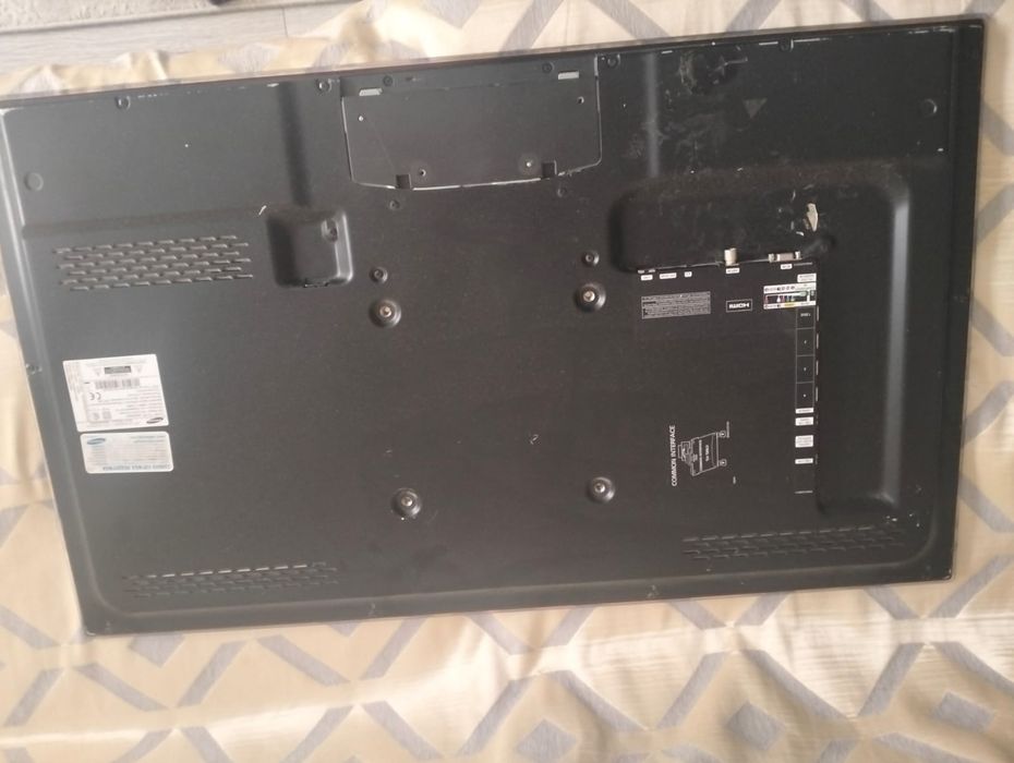 Продам телевизор