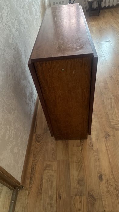 Стол-книжка за 2 тыс