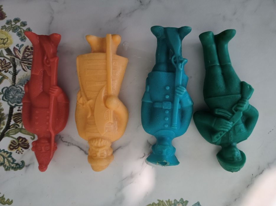 Продам солдатики пластик СССР