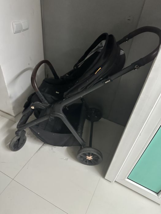 Продам детскую коляску в хорогем состояний