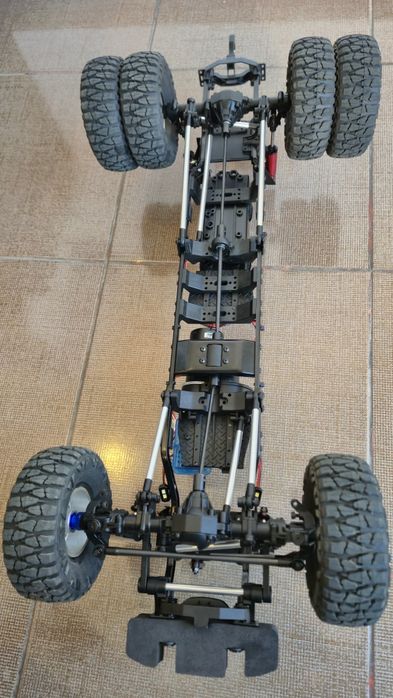 Automodel CenRacing Ford F450, Traxxas, Arrma.