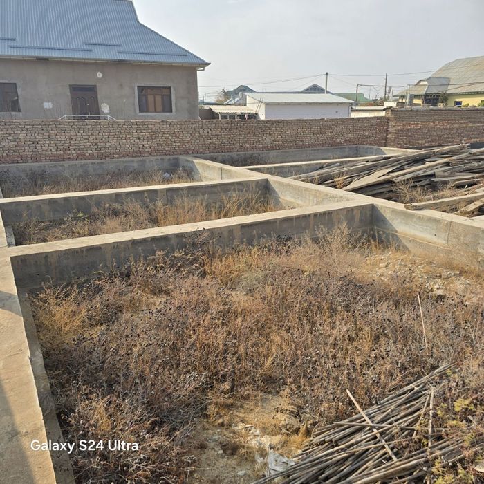 Yer sotiladi Manzil Termez Shahar Diydor tuy xonasi orqasida