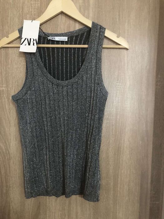 Нови с етикет топове ZARA
