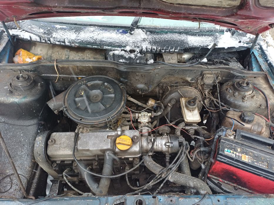 Продам машину ваз 21099