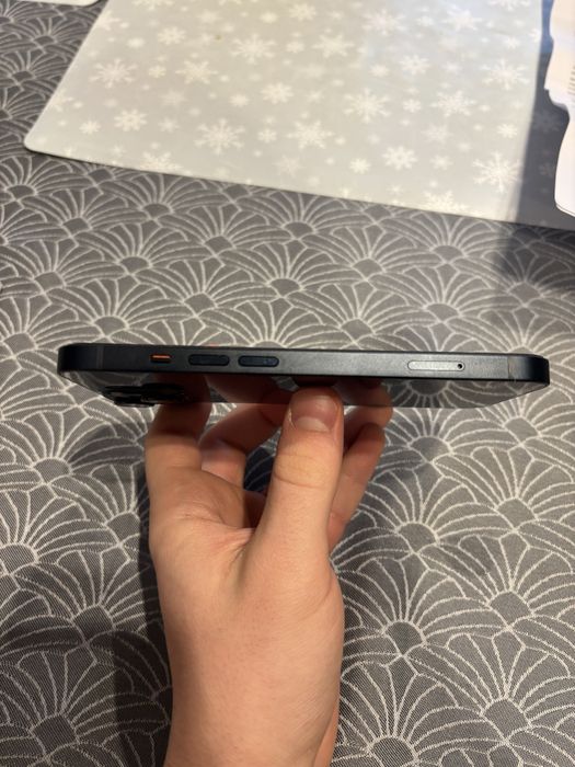 iPhone 13 Black 128GB – Liber de rețea – Cutie și Factură Orange