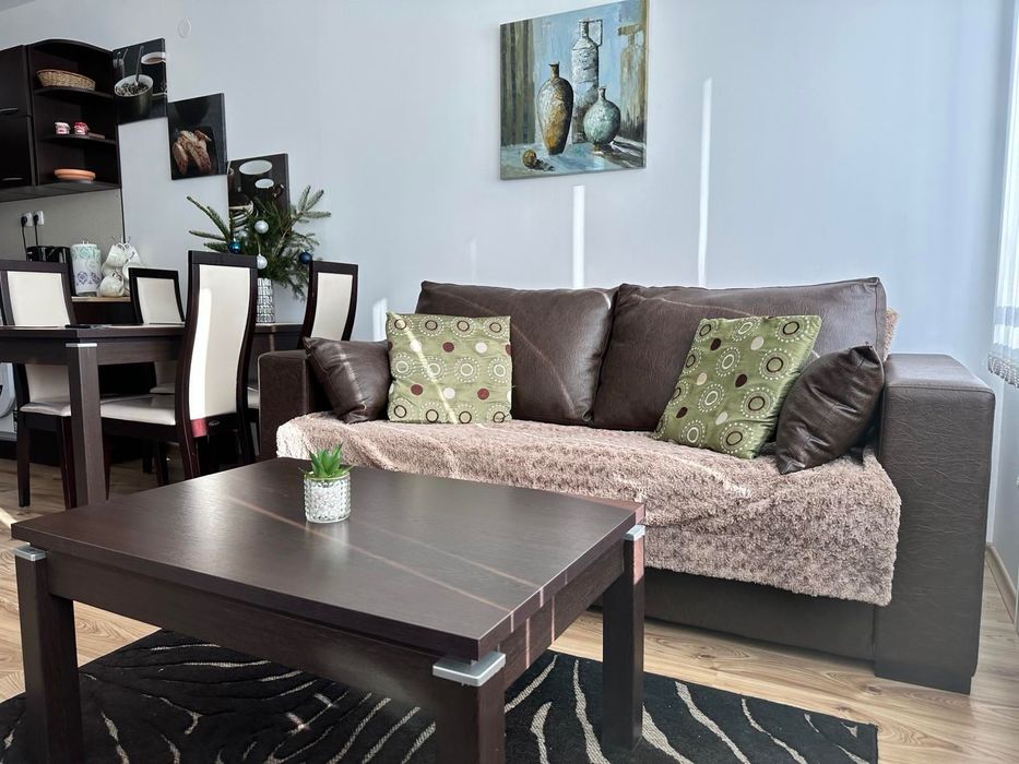 Дава се под наем Едностаен апартамент в Банско - 65 кв.м за 51 € - Снимка #1