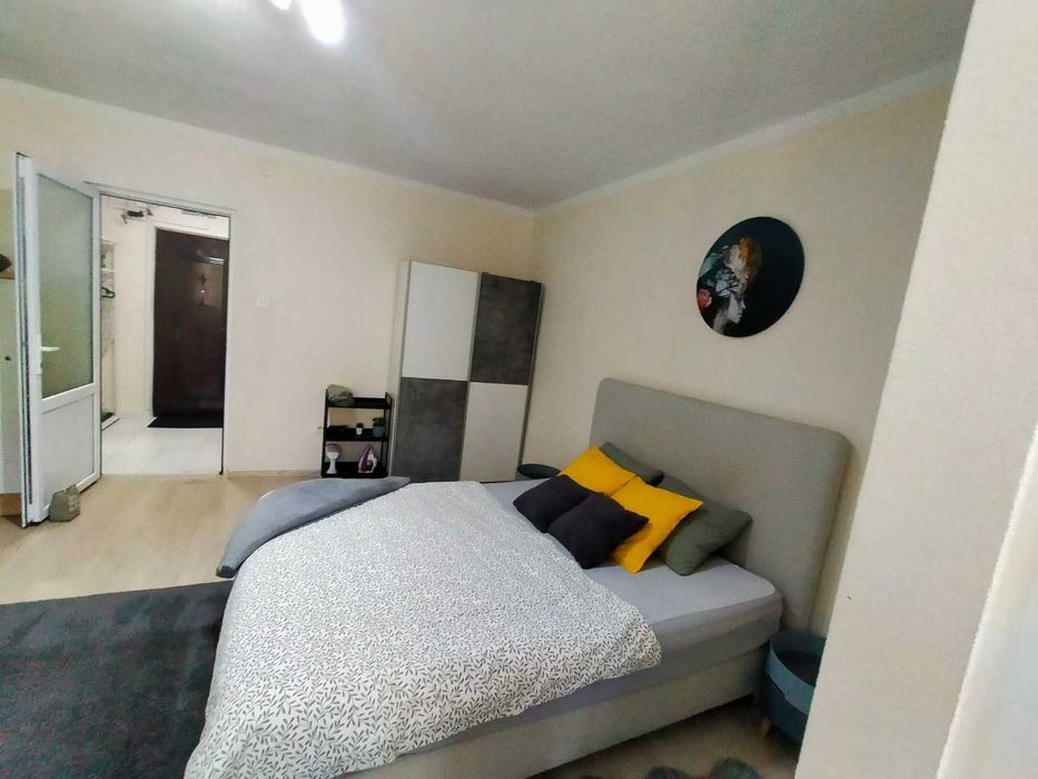 Vand garsoniera Circumvalatiunii 5minute de Iulius mall/gymone 68000