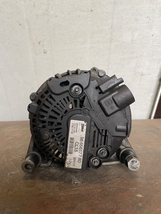 Алтернатор /Динамо за Пежо/Peugeot 3008 1.6 HDI