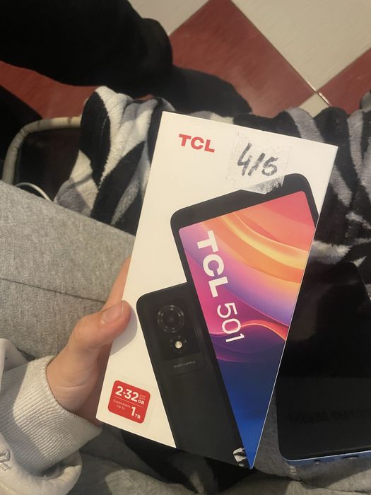 Telefon tcl nou