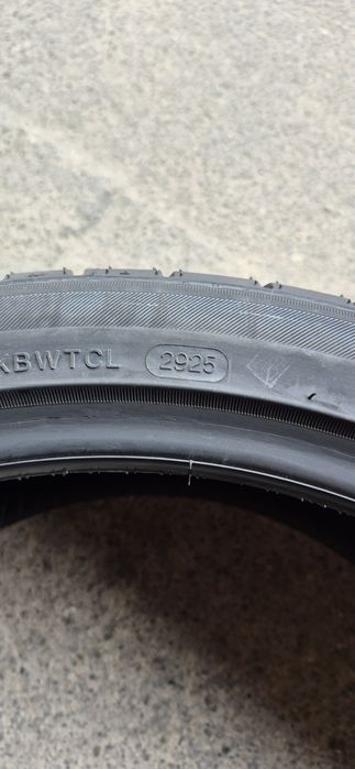 4 anvelope vara noi Sunny 225/40/18,dot 2025.Pretul este pe bucata.