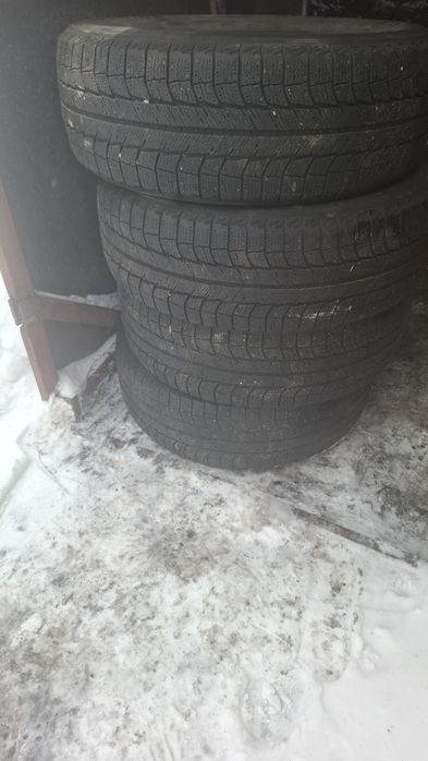 Продам всесезонные шины Мишлен