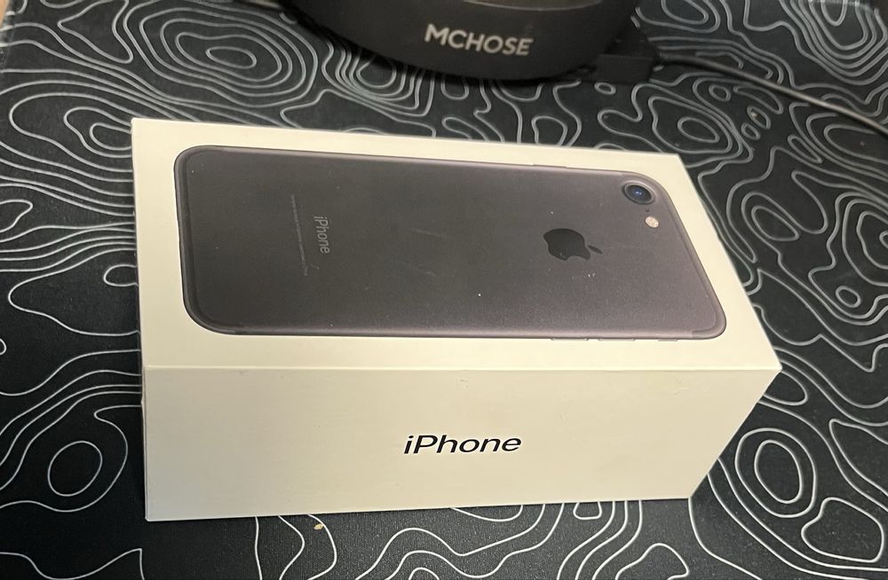 Айфон 7. 100% 128 гб