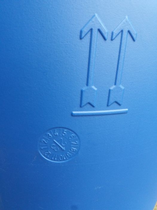 Butoi plastic alimentar 220 litri