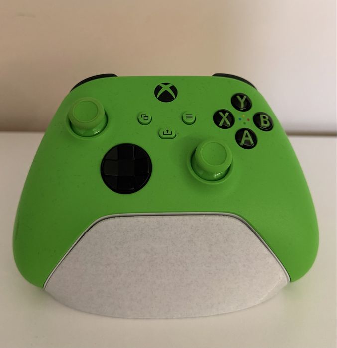 Джойстик Xbox One / Series S/X - с батерия